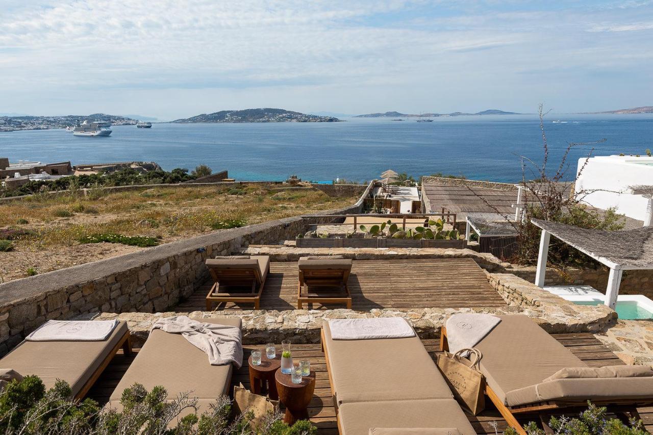 Premium Sea View Suite outdoor mini plunge pool
